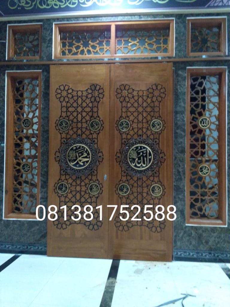 Pintu Masjid MotPintu Masjid Motif Replika Nabawi (1)if Replika Nabawi (1)